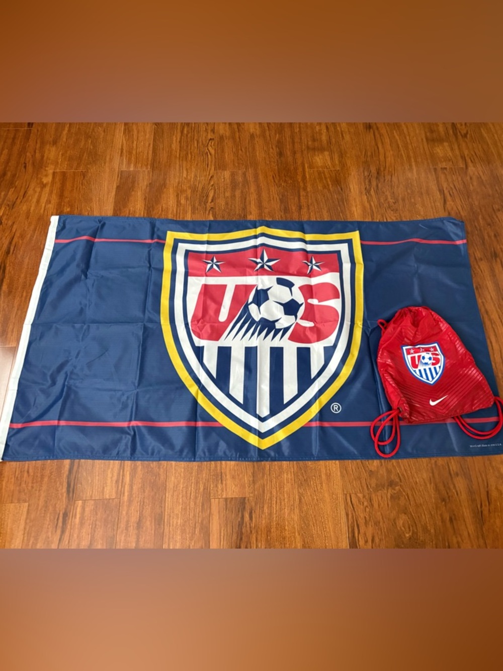 Vintage USA Soccer Flag & Nike Bag - perfect for World Cup